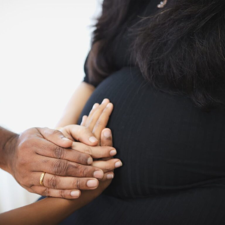 Best Time for Maternity Photoshoots: What Every Mom Should Know